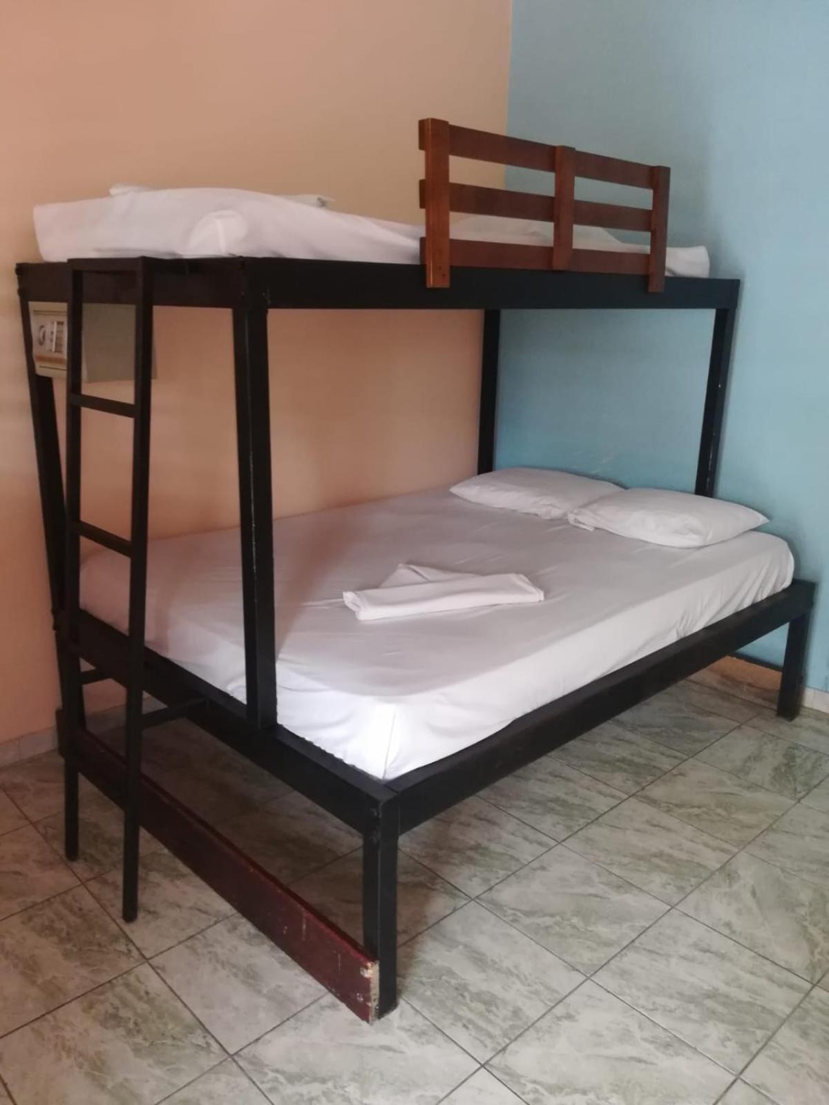 Costa Linda Art Hostel Manuel Antonio Kültér fotó