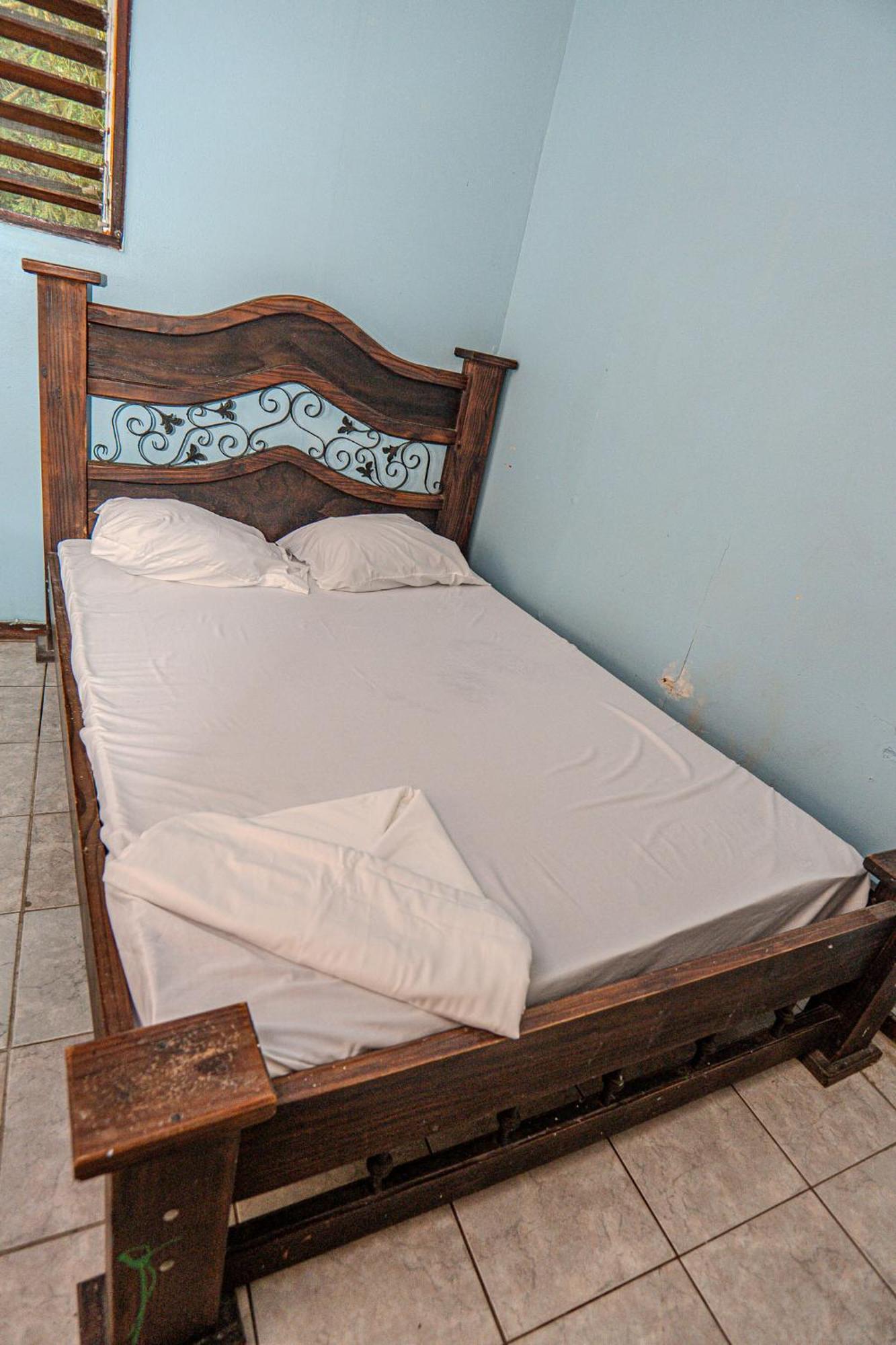 Costa Linda Art Hostel Manuel Antonio Kültér fotó